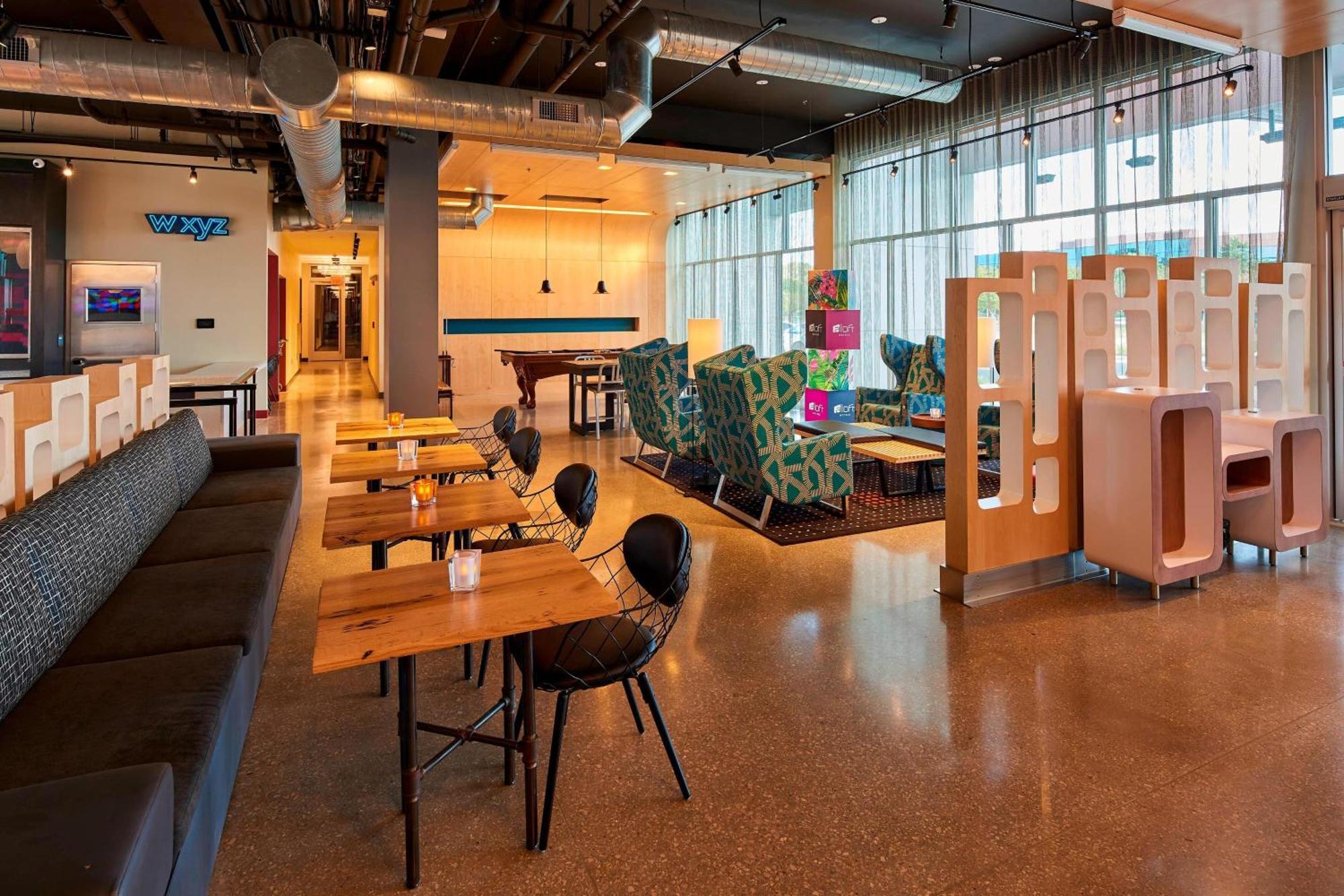 Отель Aloft Cleveland Airport Норт-Олмстед Экстерьер фото